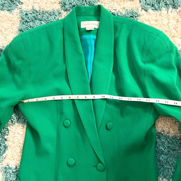 VINTAGE FITTED BLAZER IN GREEN BY CASUAL CORNER - Picture 7 of 8